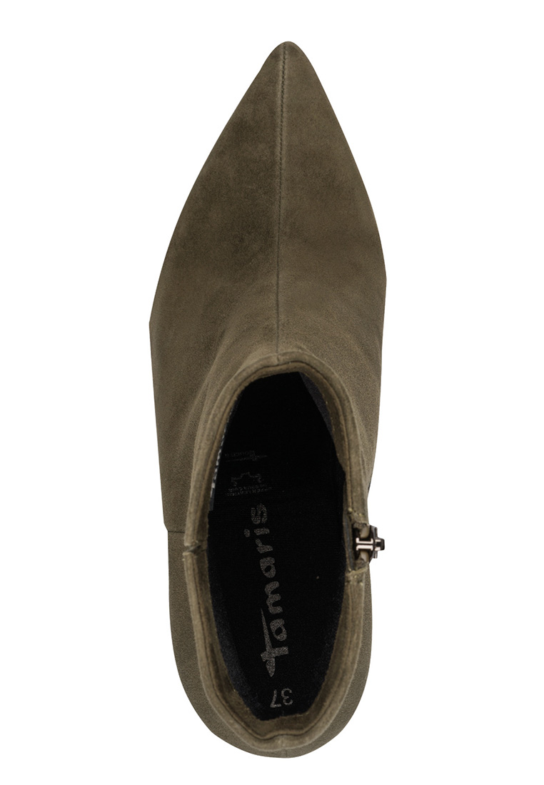 Tamaris Stiefelette Valeria in Oliv von oben. Die Stiefelette hat eine spitze Form und einen seitlichen Reissverschluss.