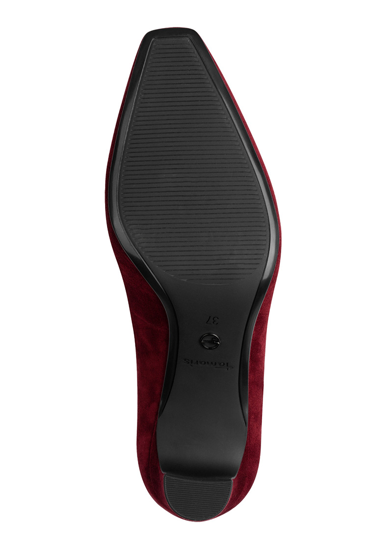 Tamaris Pumps Ava in Bordeauxrot. Rückansicht des Schuhs mit sichtbarem Absatz und Gummisohle.