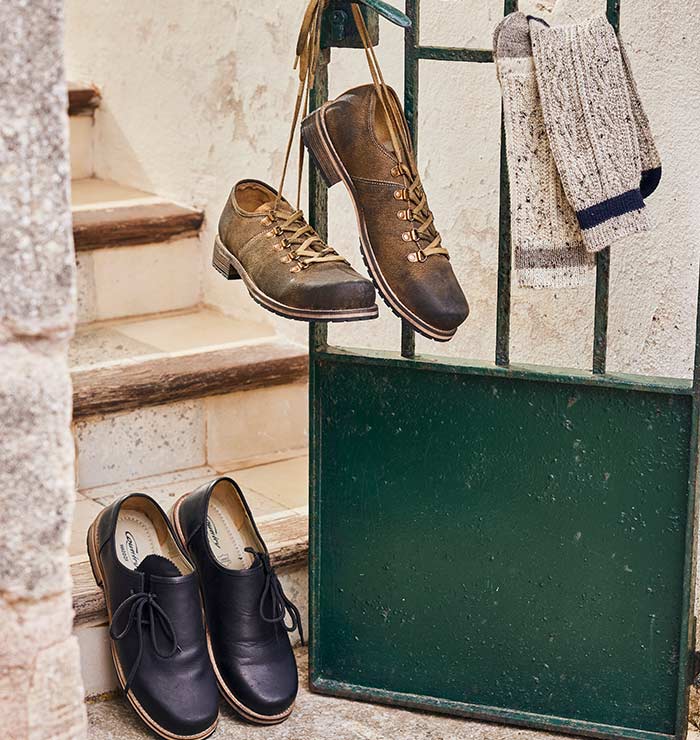 Welche Schuhe zur Lederhose – Haferlschuhe, Boots oder Sneaker?