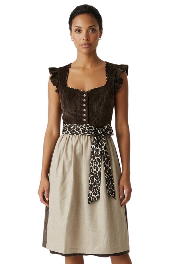 MarJo Trachten Dirndl Leo dunkelbraun 65 cm – abnehmbare Flügelärmel, Frontansicht. Das Dirndl ist dunkelbraun mit einem beige Rock und einem Leo-Muster Schürzenband. Es hat kleine Flügelärmel.