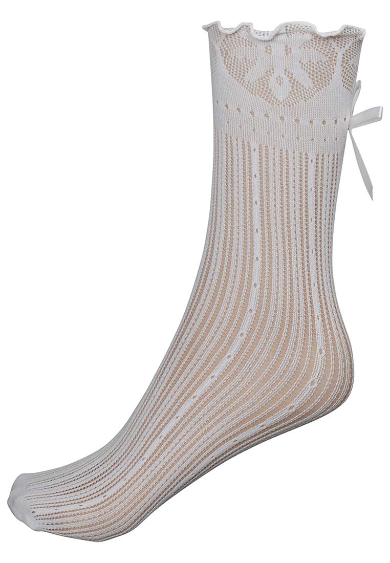 MarJo Trachten Trachtensöckchen Mara weiss, Vorderansicht. Elegante weisse Söckchen mit feinem Strickmuster und einer Schleife.