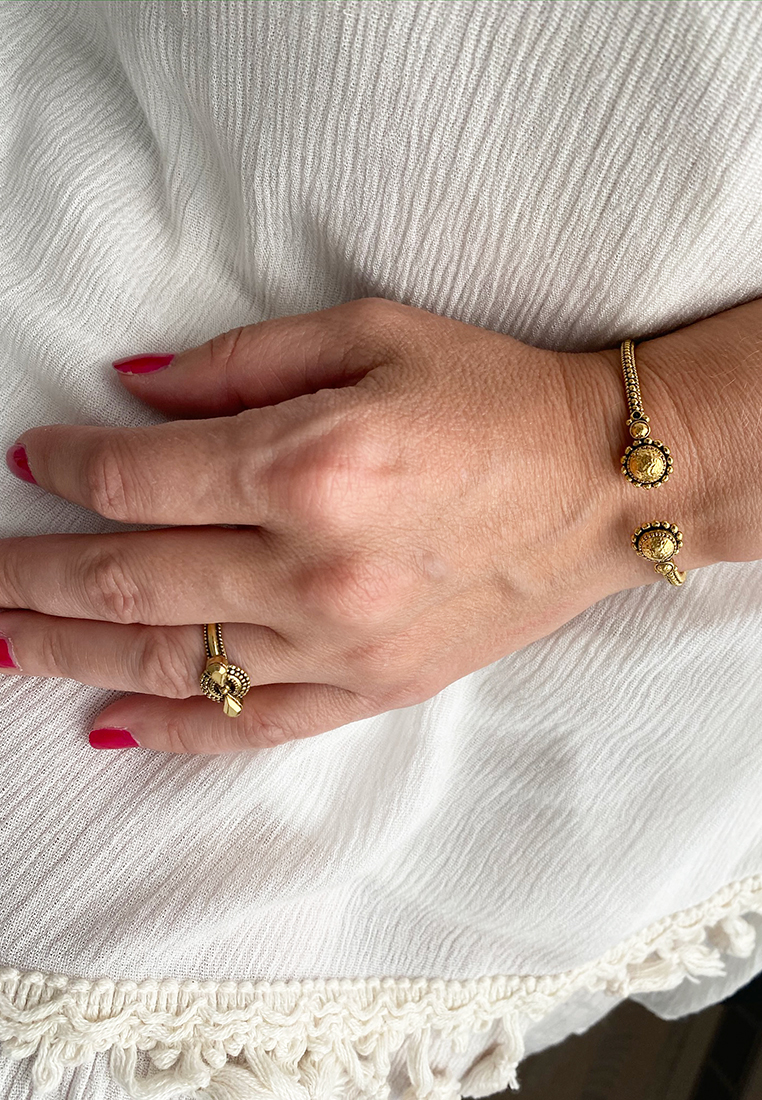 Ring-Seda-Gold-Armspange-Dahlia-Gold_rfw