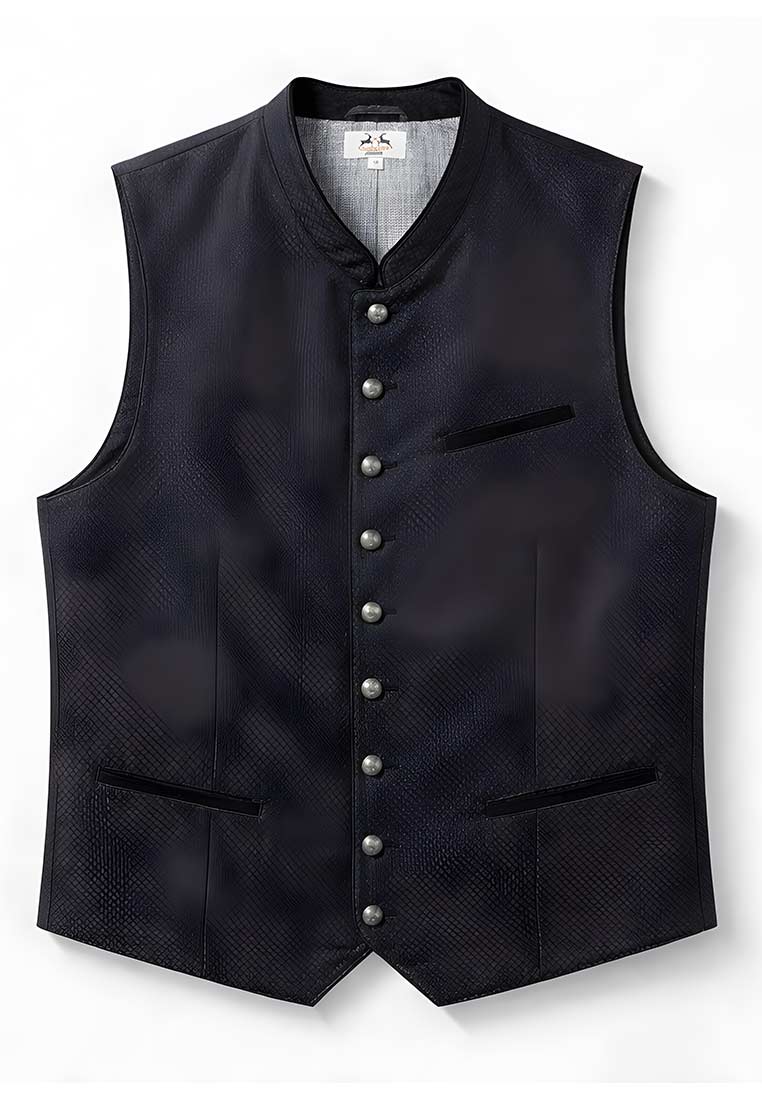 Maddox Trachtenweste Elbe schwarz, Frontansicht, schlichtes Design mit Allover-Muster und silbernen Knöpfen, zwei Paspeltaschen.