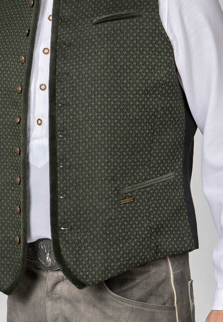 Stockerpoint Trachtenweste Alfino grün, Frontansicht, mit klassischem Karomuster und einer Brusttasche mit Leder-Paspel.