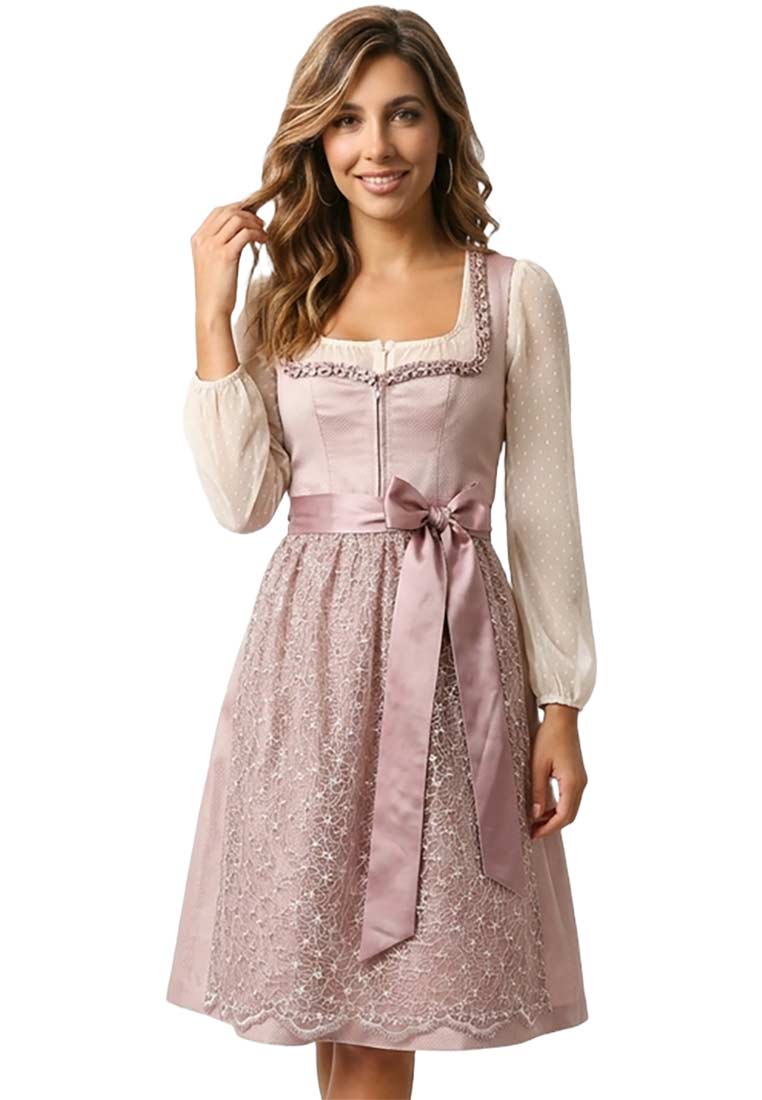 MarJo Trachten Dirndl Wernberg perlrosa 58 cm Frontansicht in Rosa. Das Dirndl hat einen Spitzenrock und eine Satin-Schürze mit Schleife.