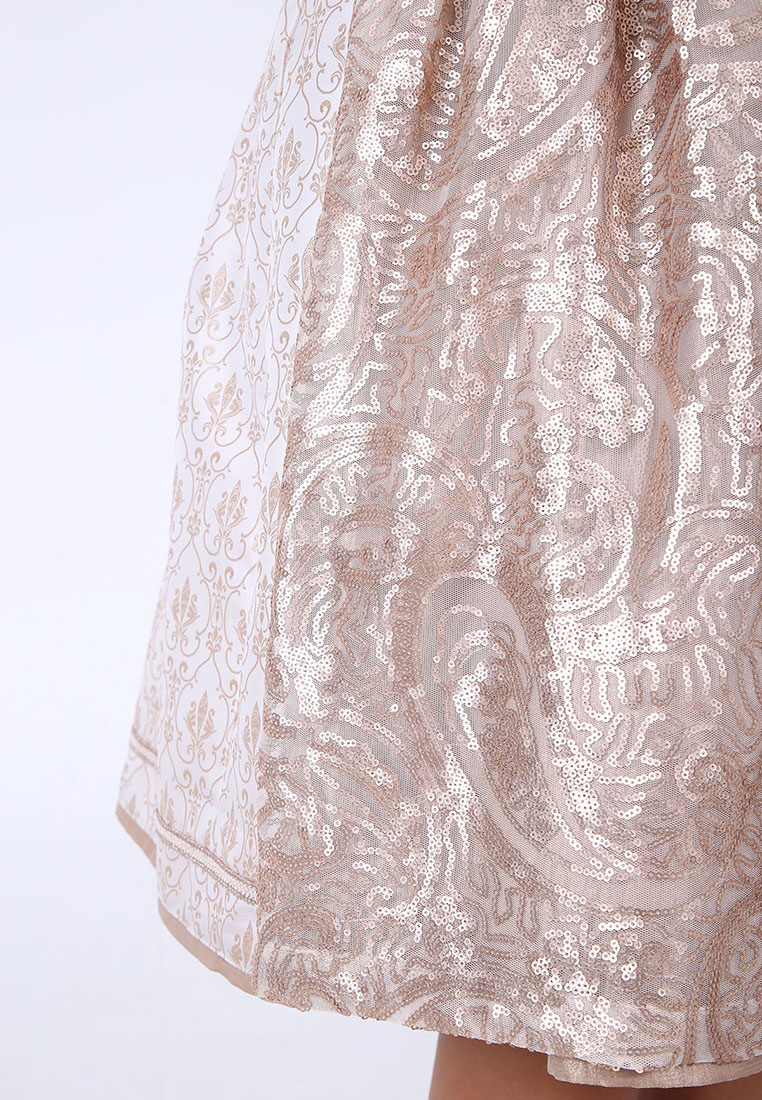 Dirndl_Crema_rfw5