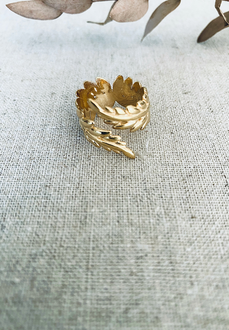 Ring Lotus Gold