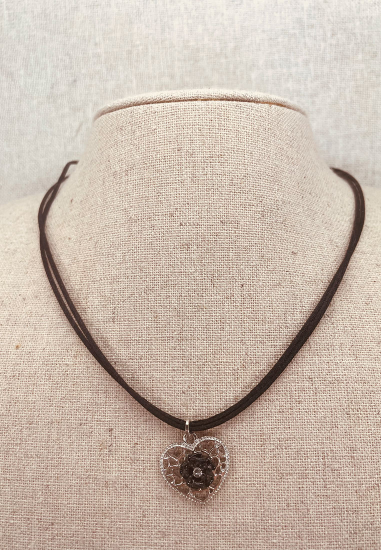 Trachtencollier Rosenherz schwarz Trachtencollier Rosenherz schwarz