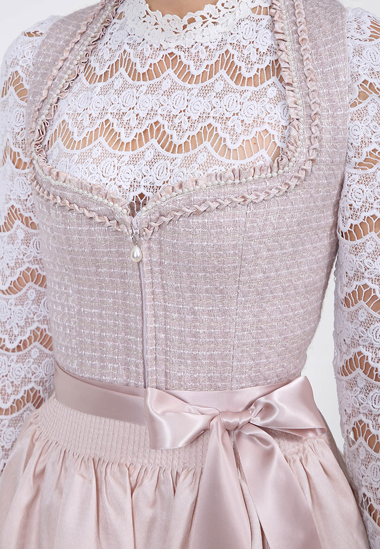 Dirndl_Salome_rfw2