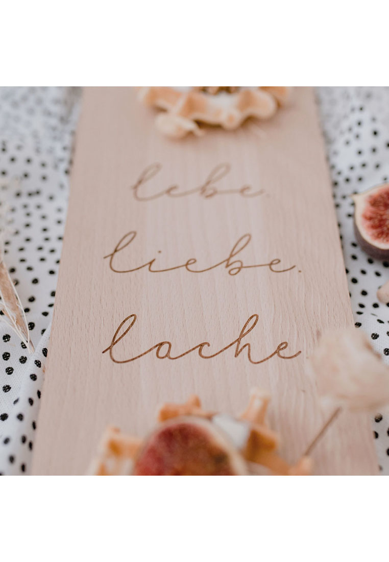 SCHNEIDEBRETT_LEBE_LIEBE_LACHE3