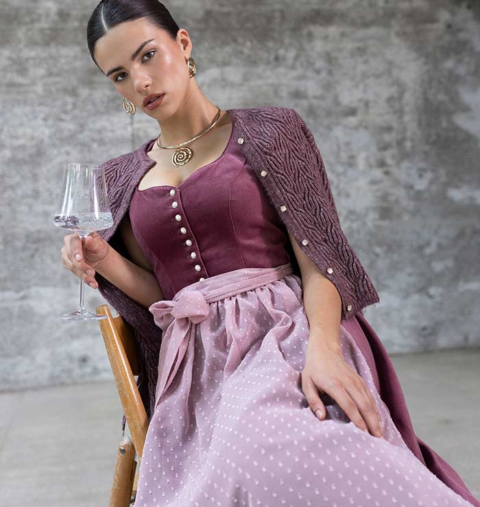 Samtdirndl – der Trachtentrend der einfach zeitlos bleibt