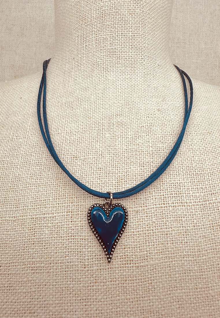 Trachtencollier Herz mit Seidenkordel marine