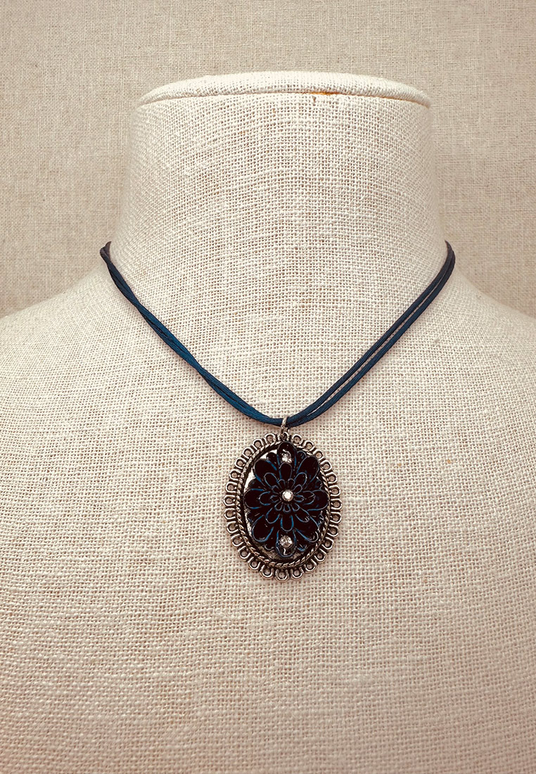 Trachtencollier Olissa marine