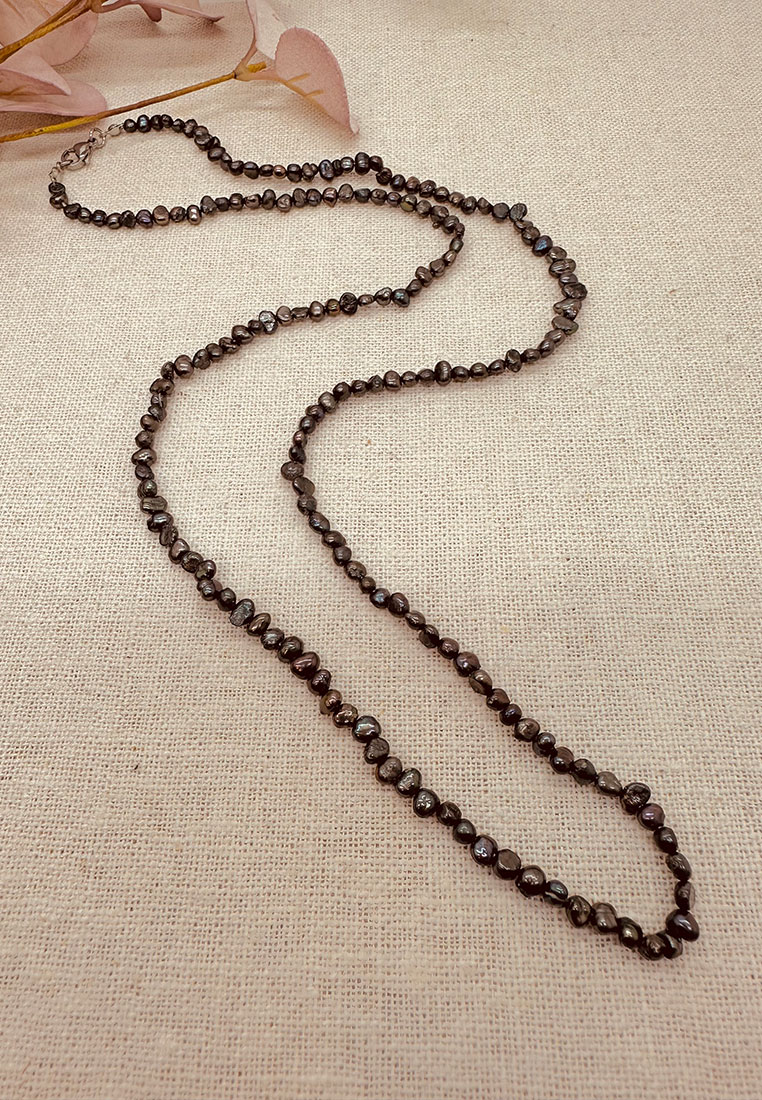 Halskette aus Kunstperlen Lukrezia lila