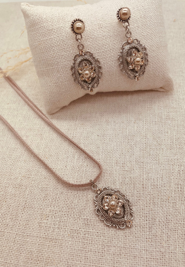 Blumenspiegel_Samtkordel_taupe_set
