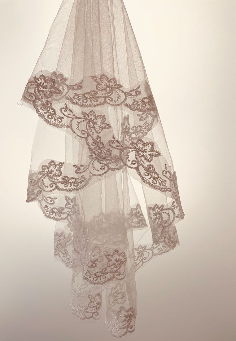 Schwarzer Hochzeitsschleier 150cm Mit Mondstern - Mit Haarkamm